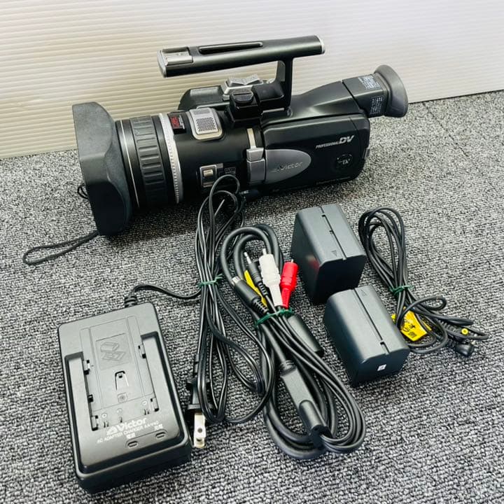 【ユヌ】Victor ビデオカメラ　JY-HD10 デジタルハイビジョン