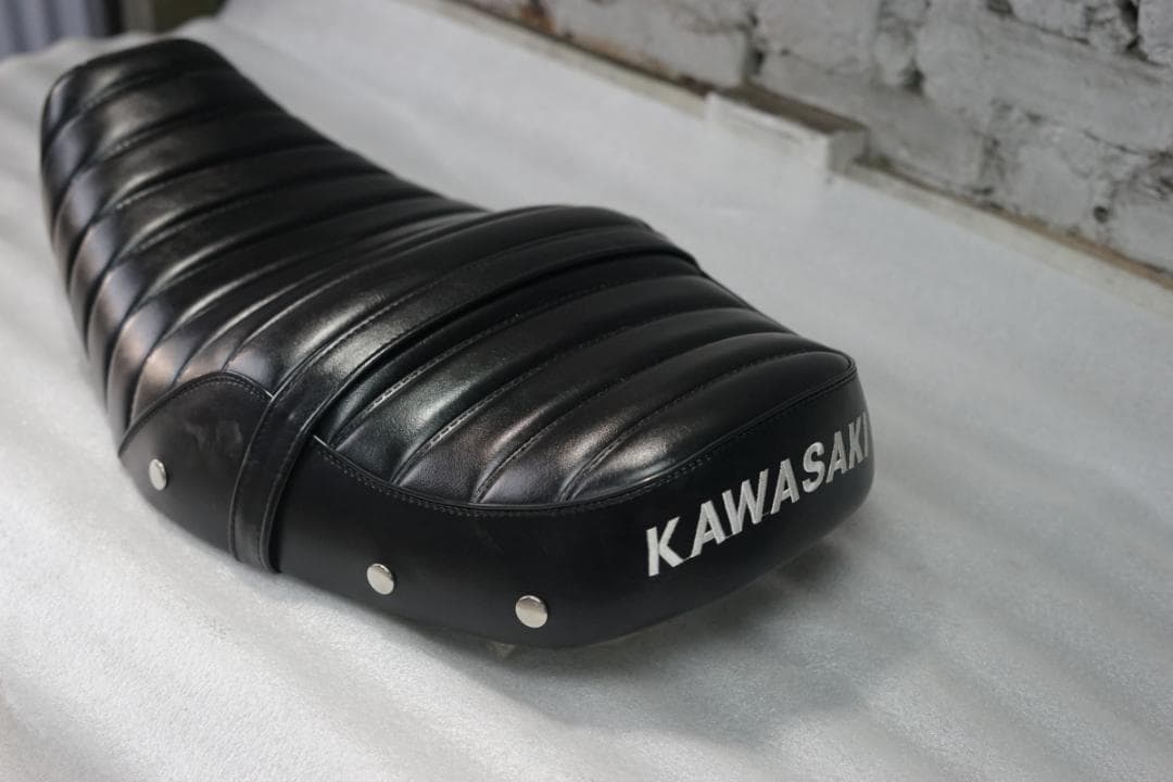 z650rs　シート　Javimotor　　TYPE　4