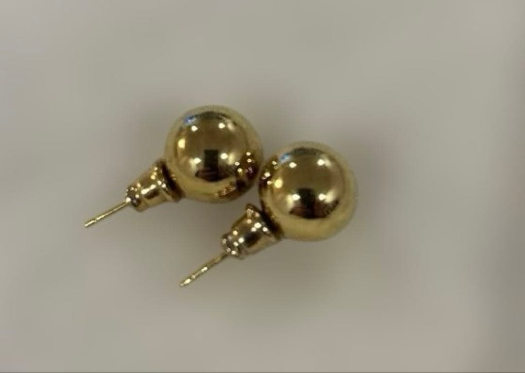 【美品】　LORO ゴールドピアス