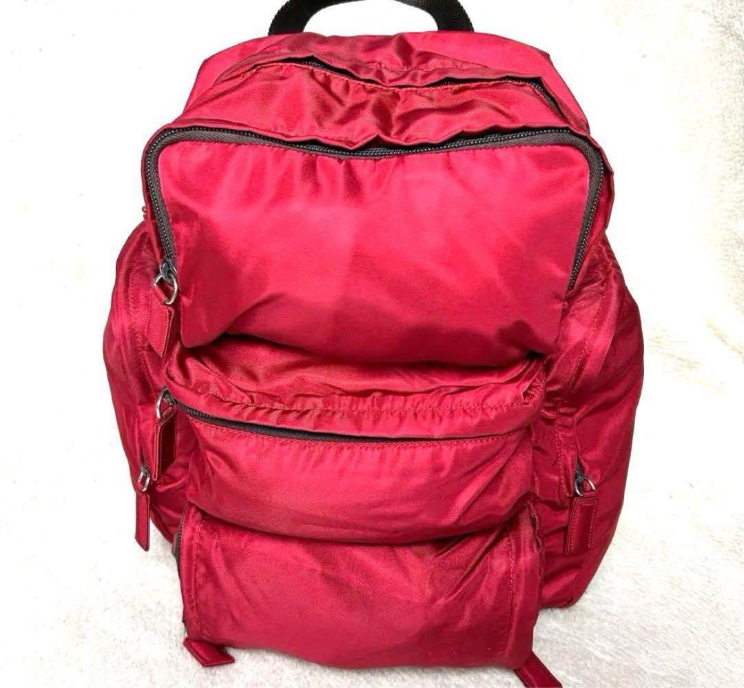 PRADA プラダ　リュック　三角ロゴ　多収納　レッド