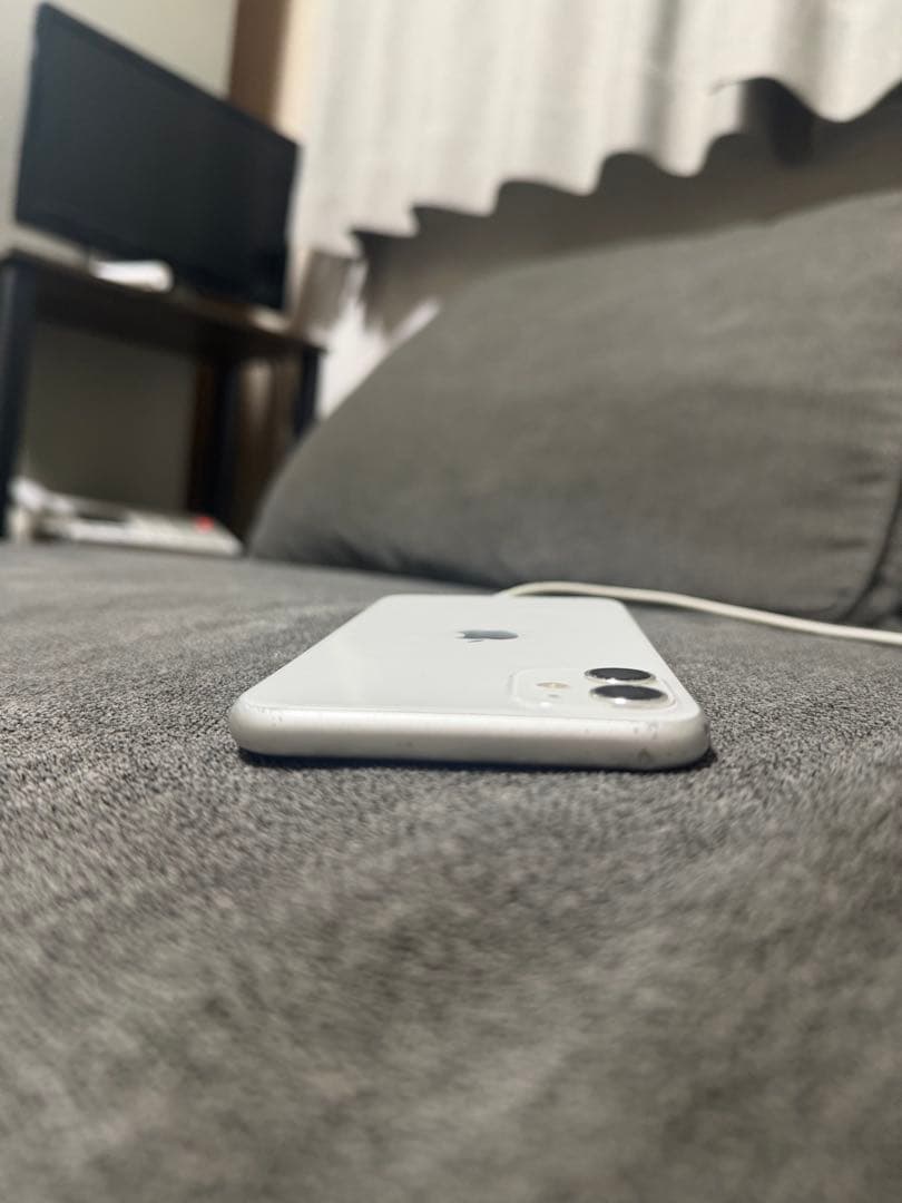 Apple iPhone 11本体 64GB