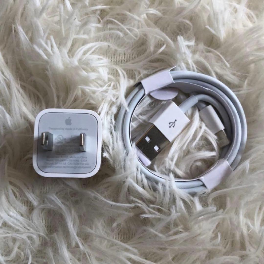 【早い者勝ち】iPad 第８世代 128GB SIMフリー 【即発送】【付属品】