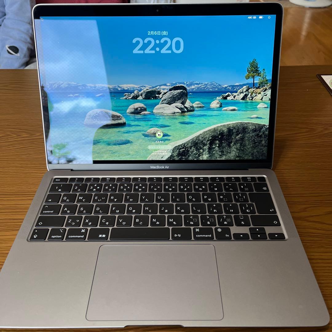 MacBook Air M1 2020年(バッテリー96%)