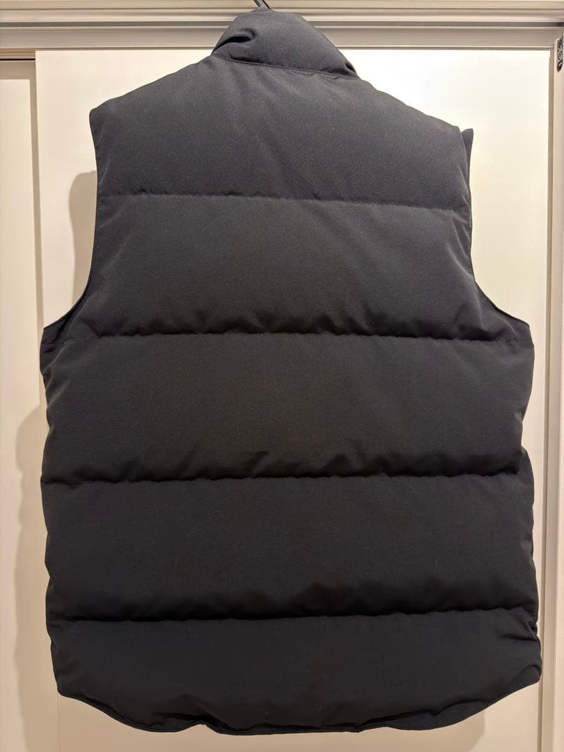   ブラック ダウンベスト M