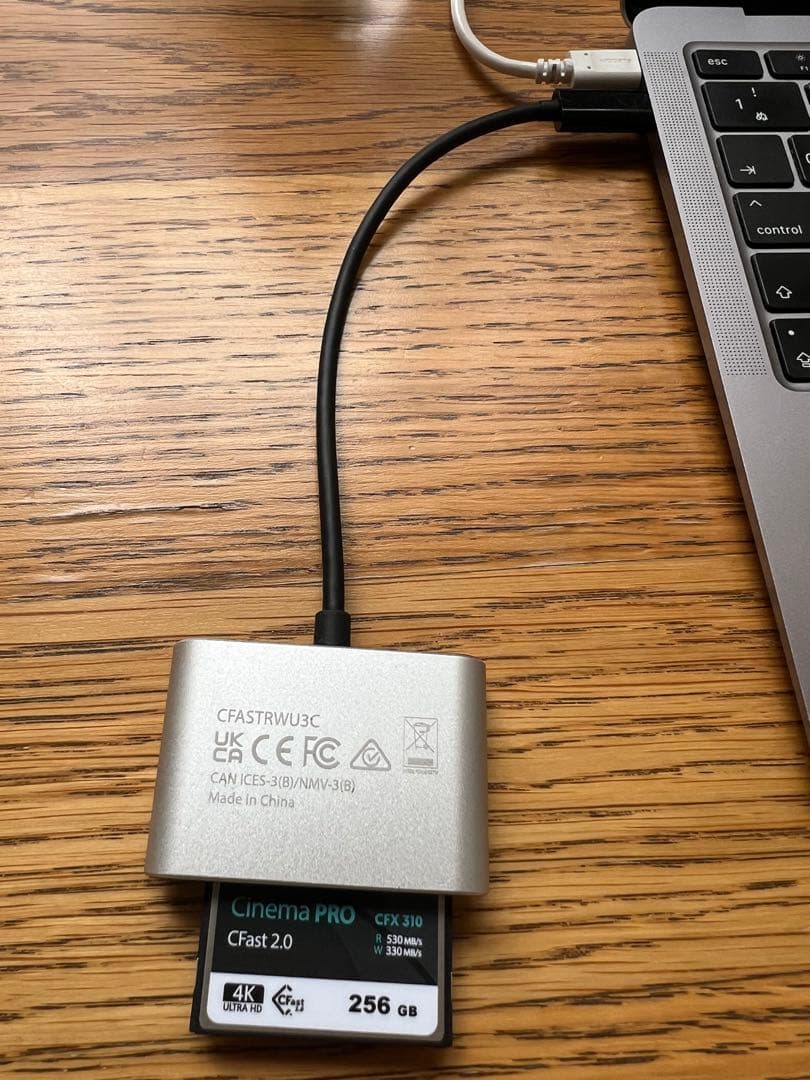 【コネクタ付き！作動確認済】Cinema PRO CFast 2.0 256GB