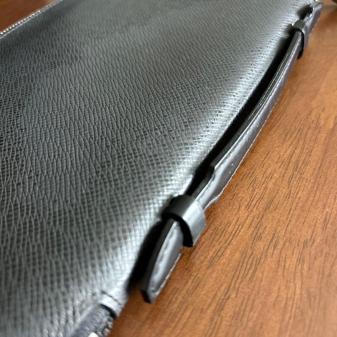 ルイ・ヴィトン タイガ オーガナイザー アトール トラベルケース