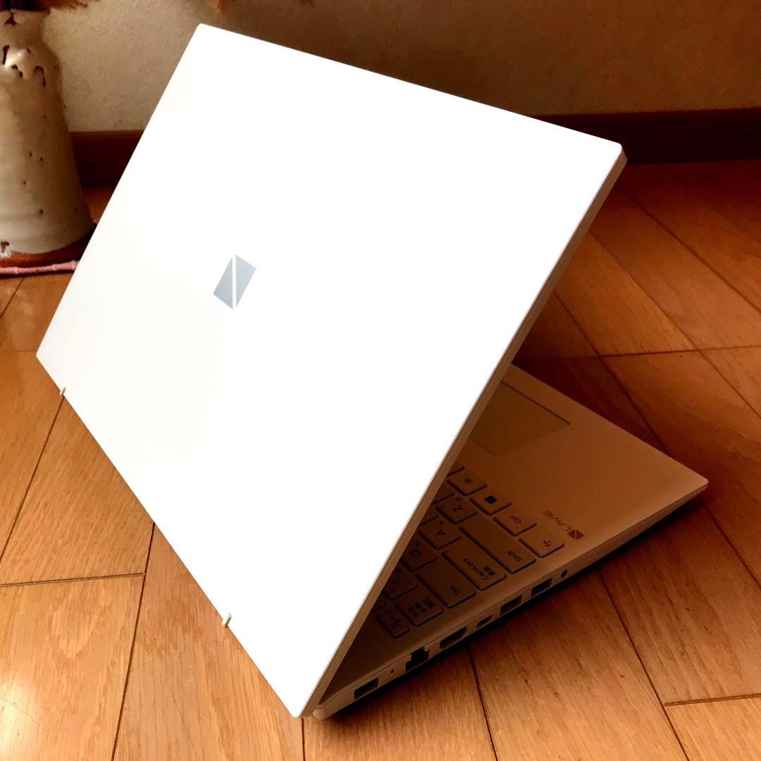 美品NEC LaVie Direct 2024年製 (新品M.2SSSD1TB)