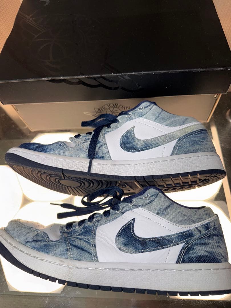 ナイキ エアジョーダン1ロー\"ウオッシュドデニム\"【最終値下げ】