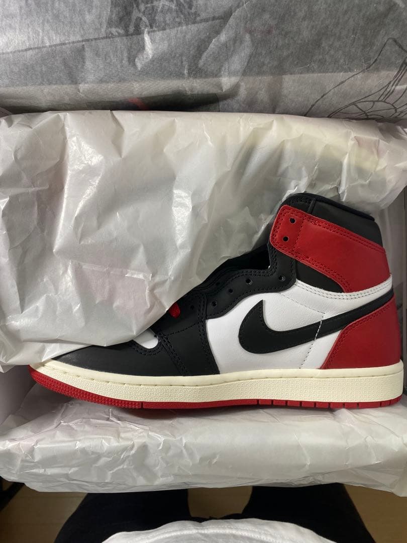 靴 Nike Air Jordan 1 \"Black Toe Reimagined\"