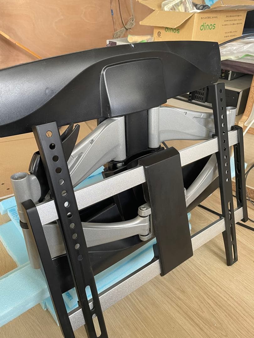 （おまけ付）大型テレビ用　壁掛金具上下左右アーム式