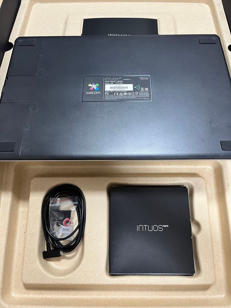 Wacom INTUOS Pro Special Edition 本体