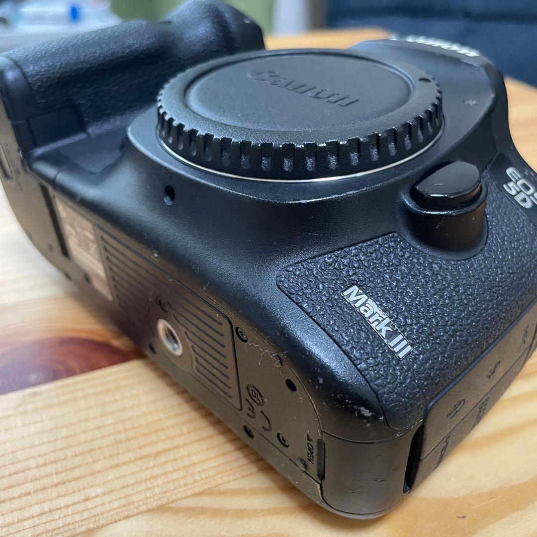 Canon EOS 5D Mark III デジタル一眼レフカメラ