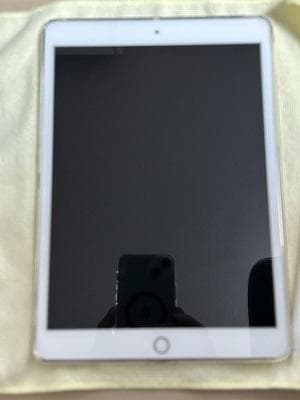 iPad第7世代ゴールド32GB　セルラーモデル【未使用に近い】#動作確認済