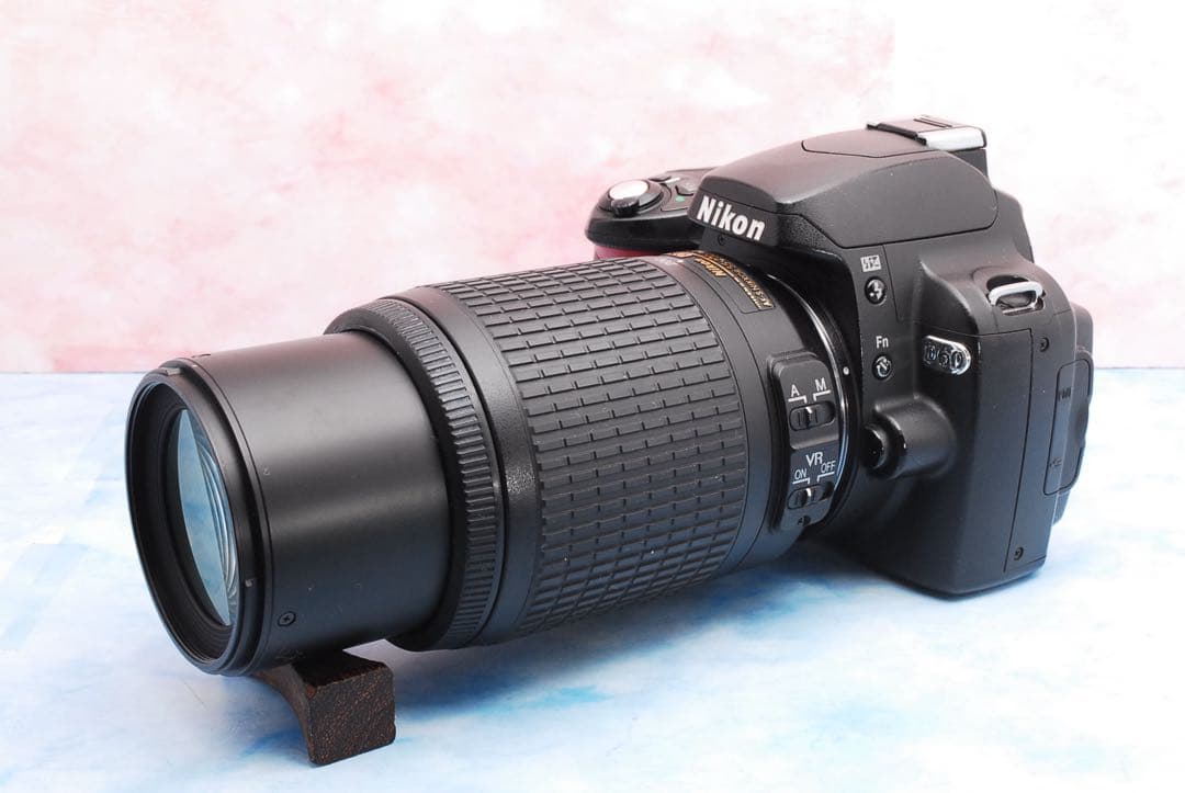 Nikon D60☆一眼レフカメラ☆入門機☆望遠レンズ付Wレンズ☆小型＆軽量