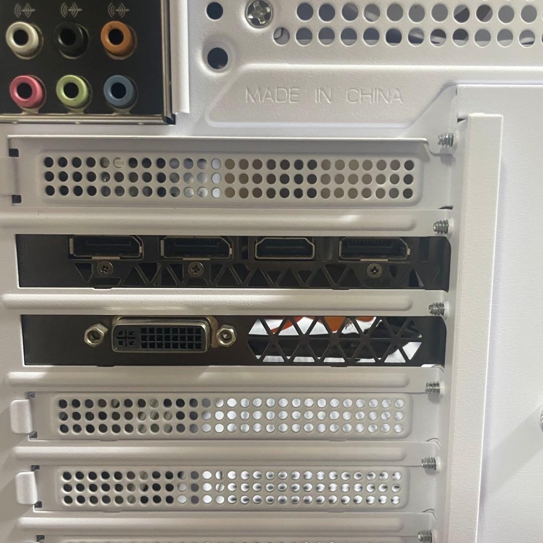 ゲーミングPC I7搭載 FPSゲームプレイ可能