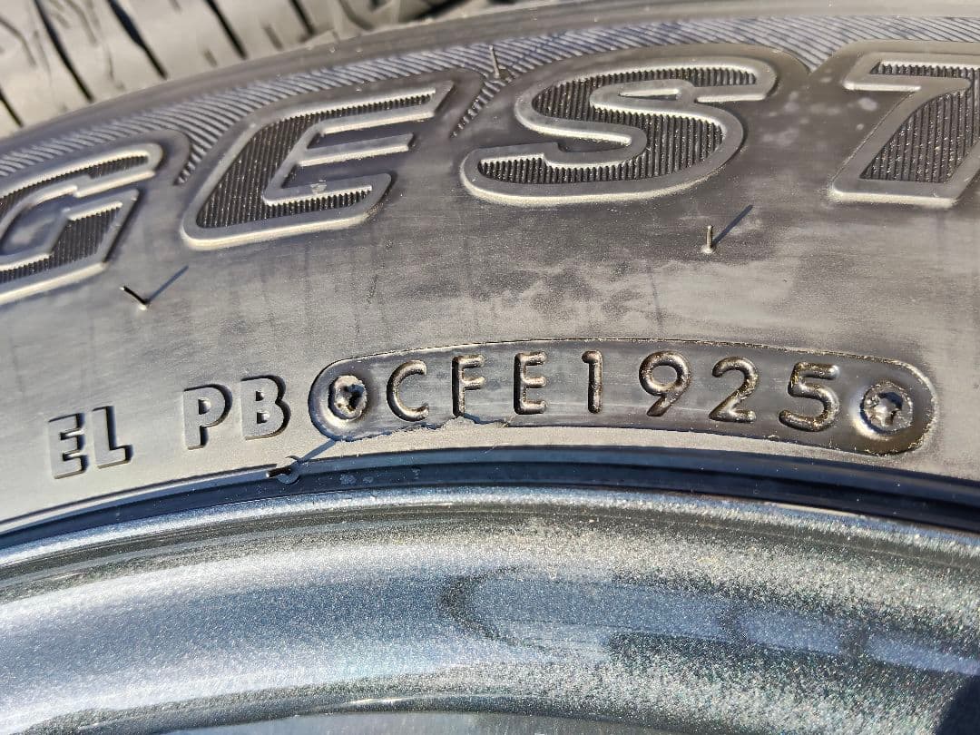 ジムニーJB64　純正タイヤ、ホイール4本セット、 新車外し 、未使用