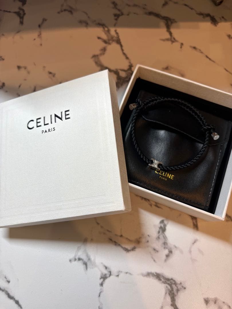CELINE セリーヌ トリオンフビーチブレスレット ブラック