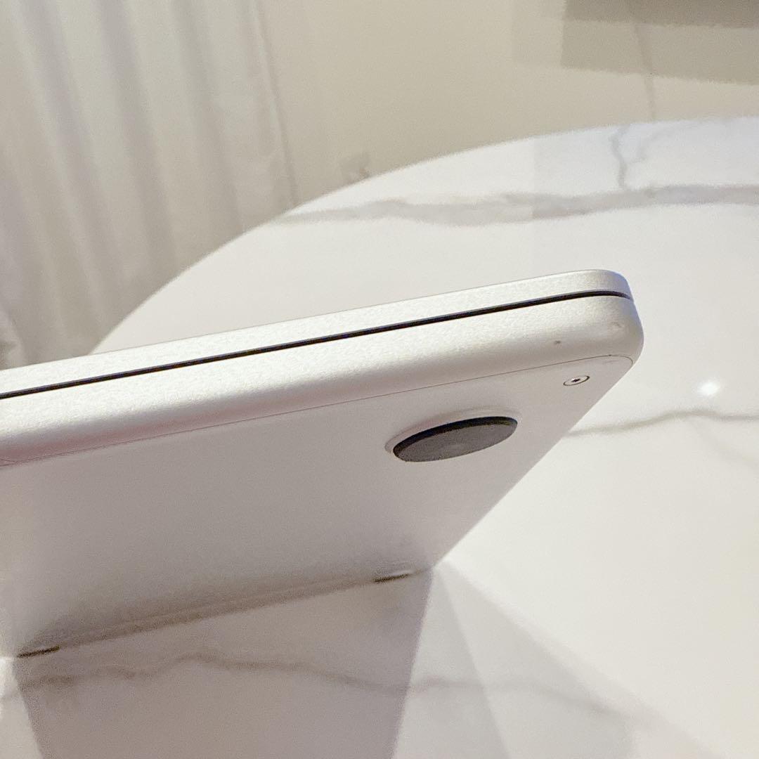 MacBookAir M2 シルバー