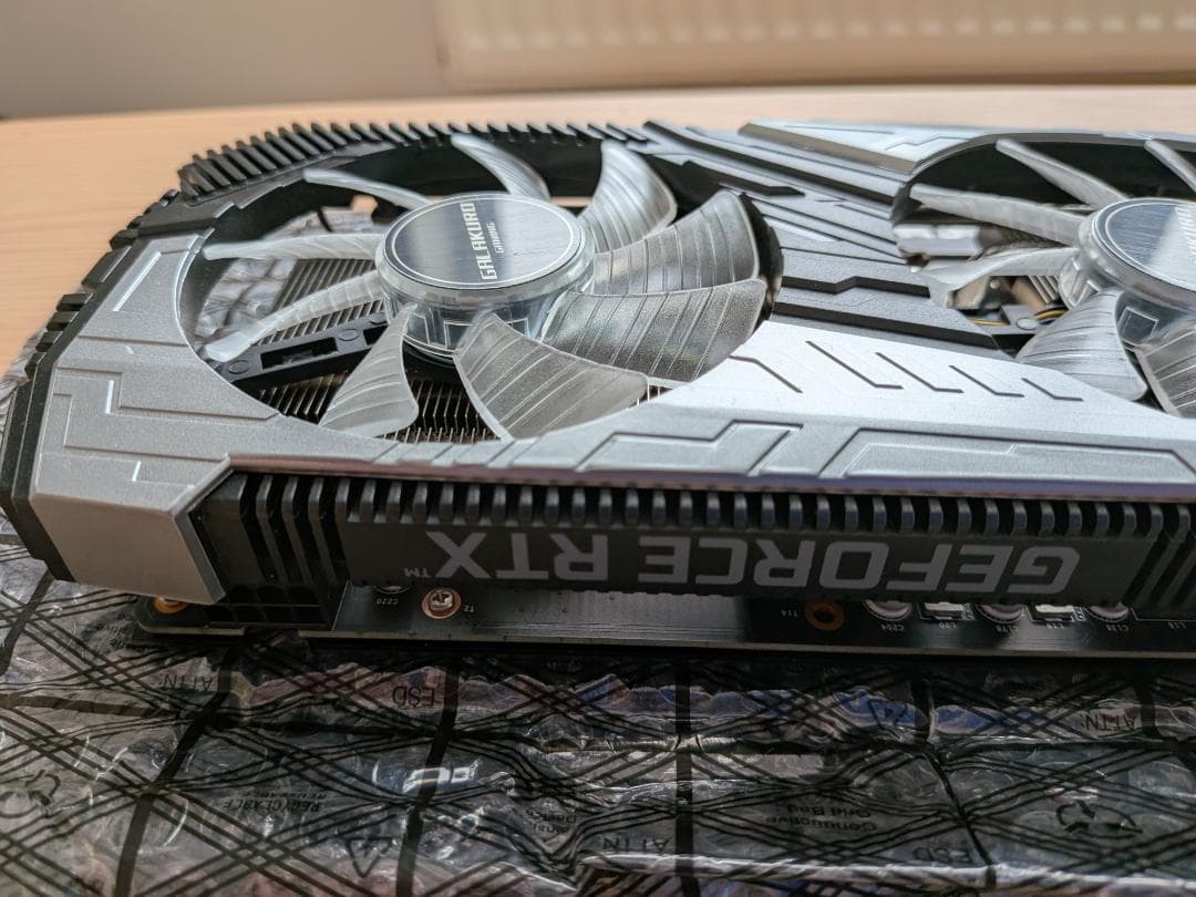 グラフィックボード・グラボ・ビデオカード GEFORCE RTX 2060 Plus 12GB