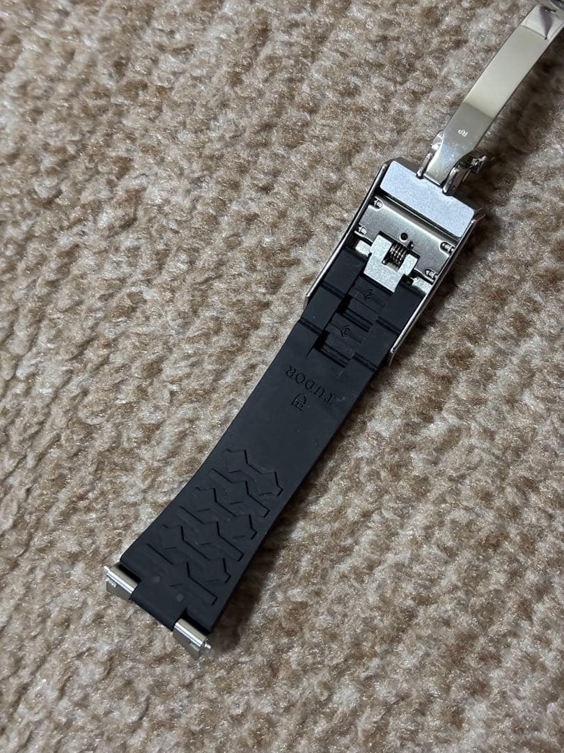 TUDOR チューダーブラックベイ54 純正ラバーベルト