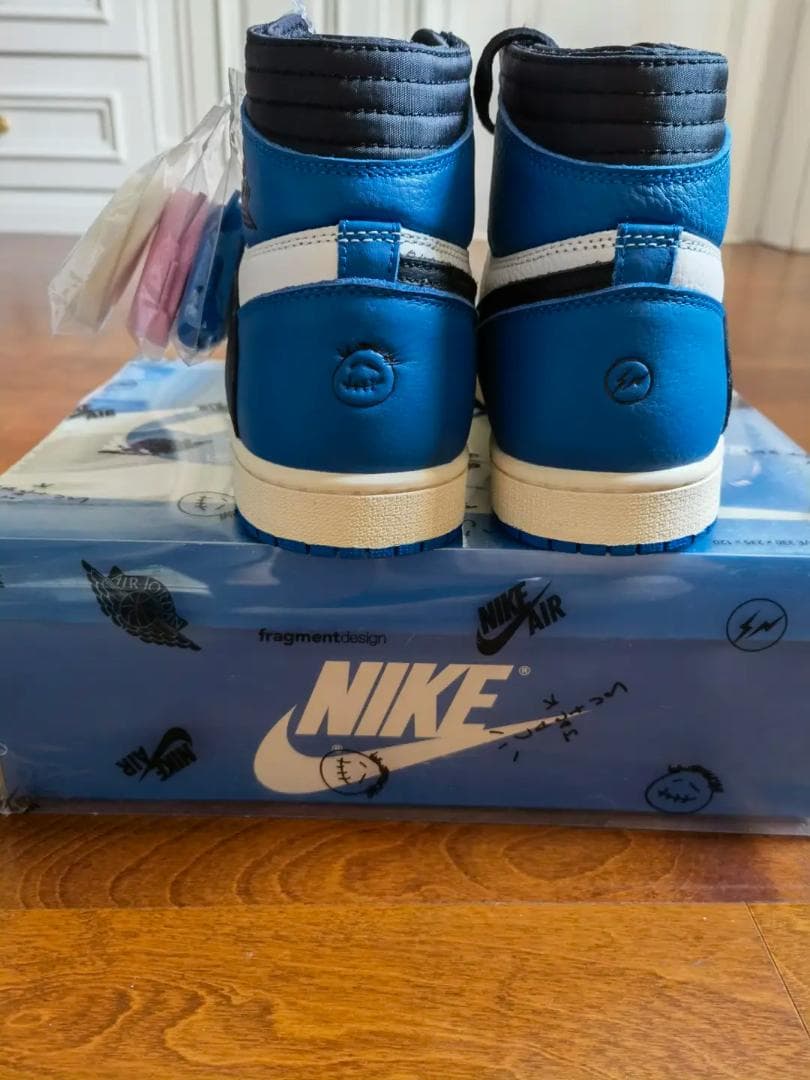 トラヴィススコット × フラグメントデザイン × ナイキ エアジョーダン1