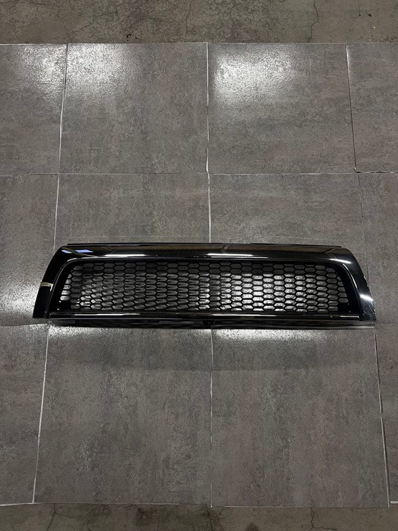 ハイラックスサーフ185 フロントグリル