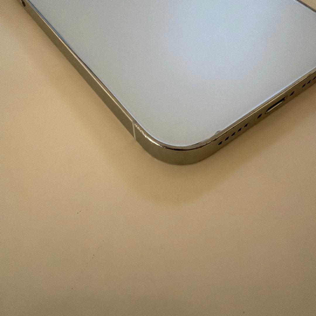 最終値下げ！Apple iPhone 14 Pro シルバー　ホワイト