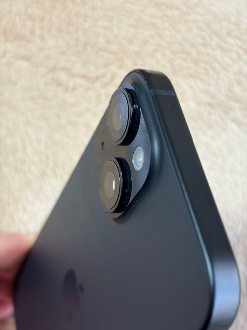 iPhone 15 ブラック 256 GB 中古品