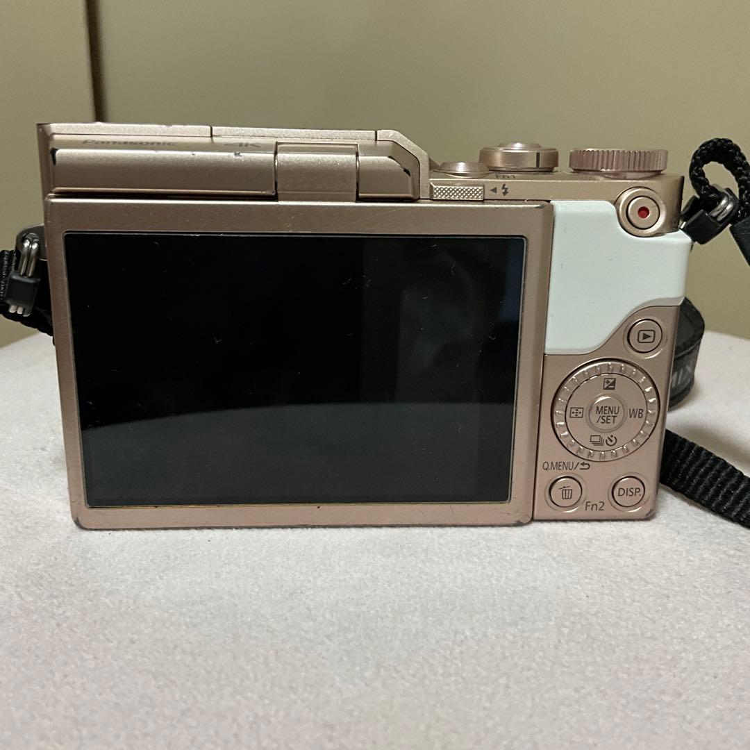 Y*i様 LUMIX GF10ホワイト/シルバー コンパクトデジタルカメラ