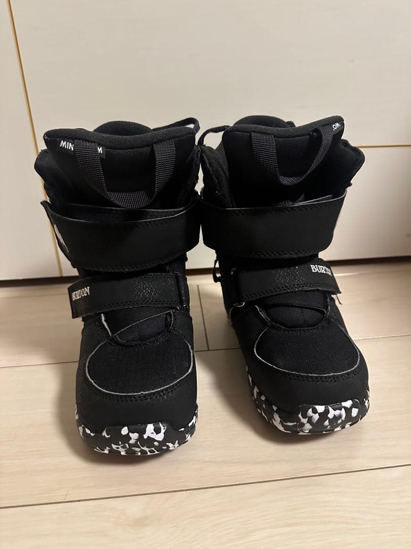 子ども用　BURTON MINI GROMスノーボードブーツ