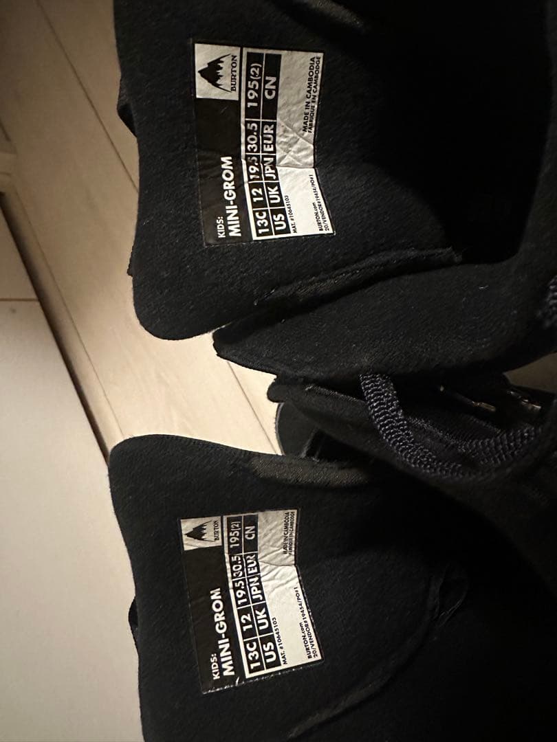 子ども用　BURTON MINI GROMスノーボードブーツ