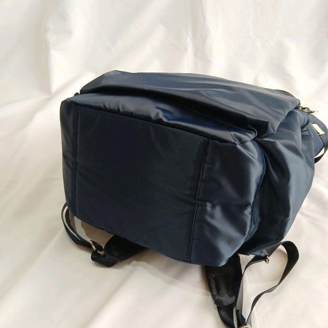 美品　カナナプロジェクト　大容量　リュック　17L　590g　ネイビー　A4