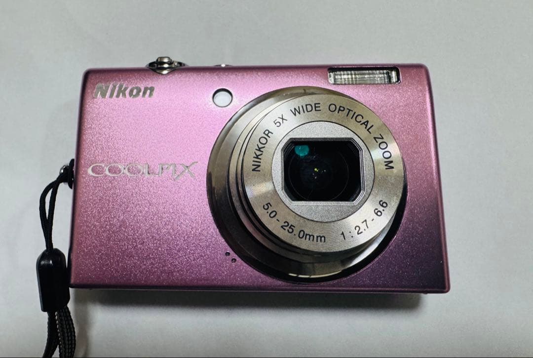 【ジャンク】Nikon Coolpix S570コンパクトデジタルカメラ