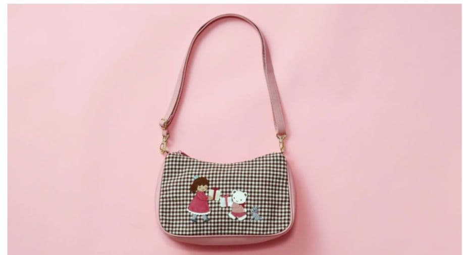 【新品未開封】familiar クリスマス ショルダーバッグ ファミリア