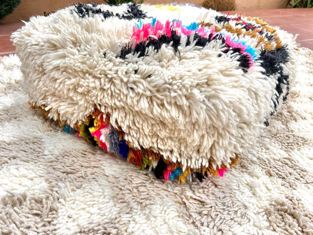 ちびちゃん　モロッコ　プフ　クッション　ラグ　132