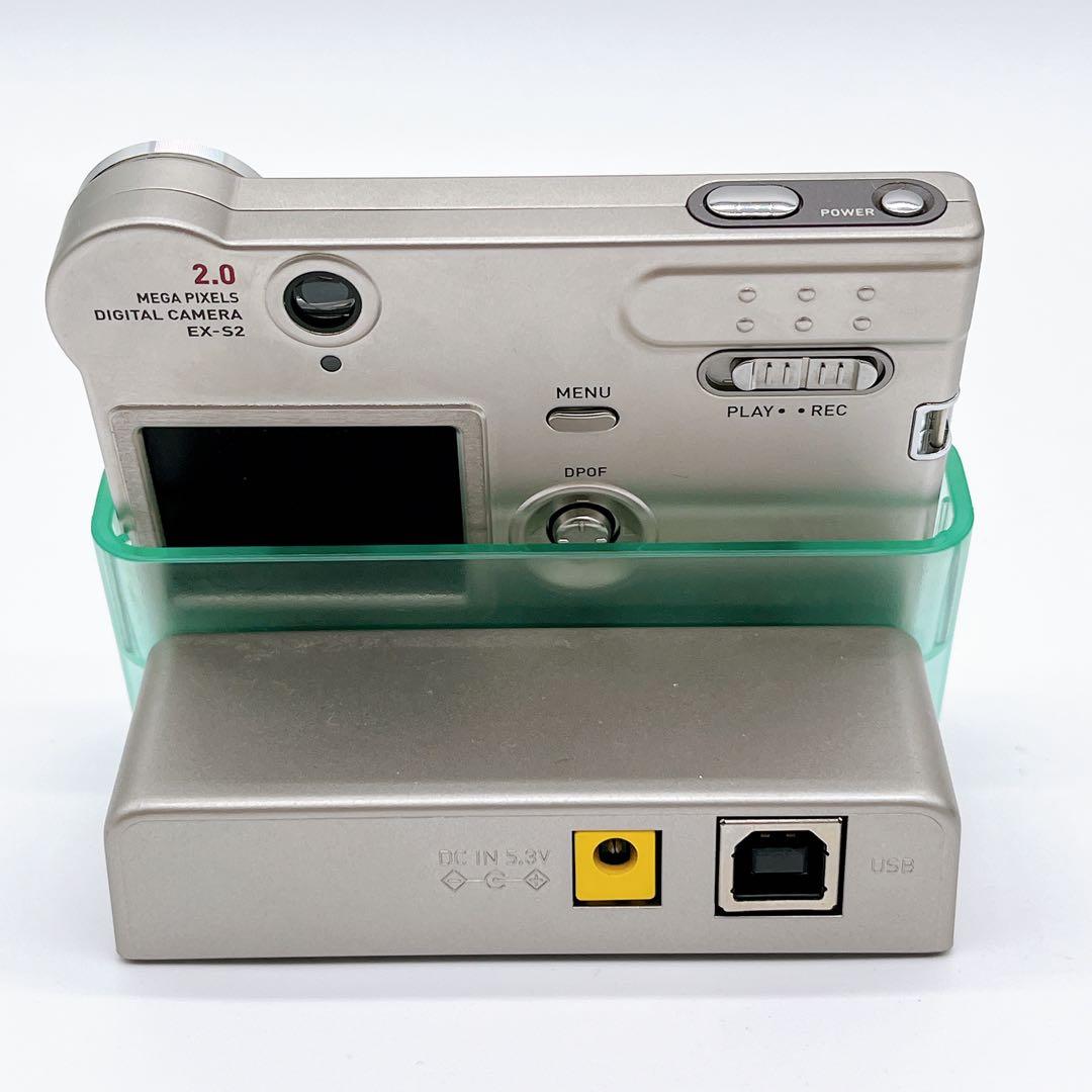 【美品】CASIO EX-S2 オールド コンデジ デジカメ シルバー 箱あり