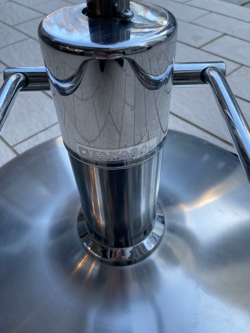 タカラベルモントスタイリングチェアー カット椅子美容室椅子ポンプ椅子