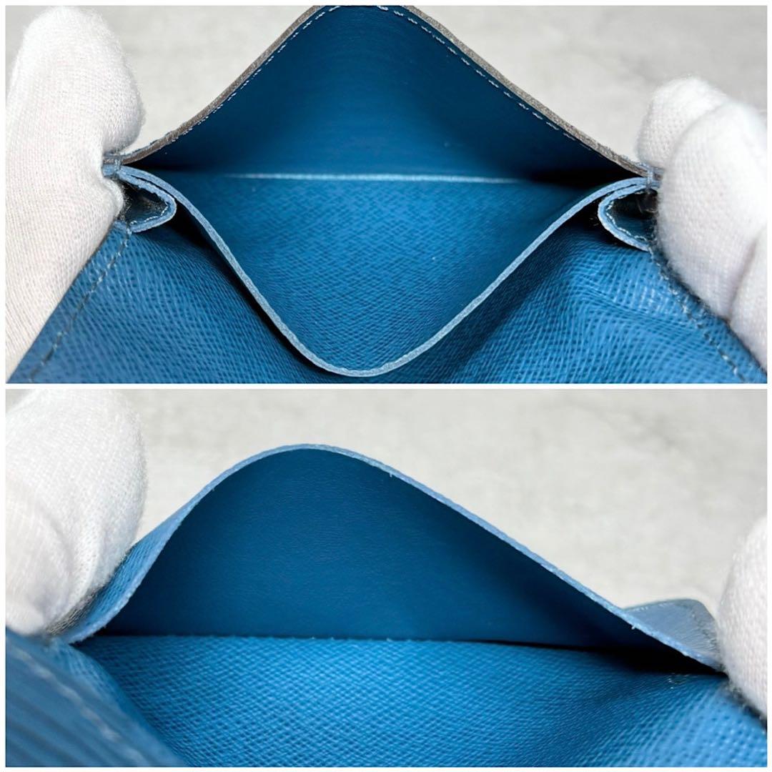 超美品 ルイヴィトン エピ ブルーセレスト アンヴェロップカルトドゥヴィジット