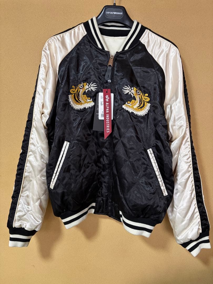 アルファ　リバーシブルスカジャン　未着用タグ付き　Lサイズ