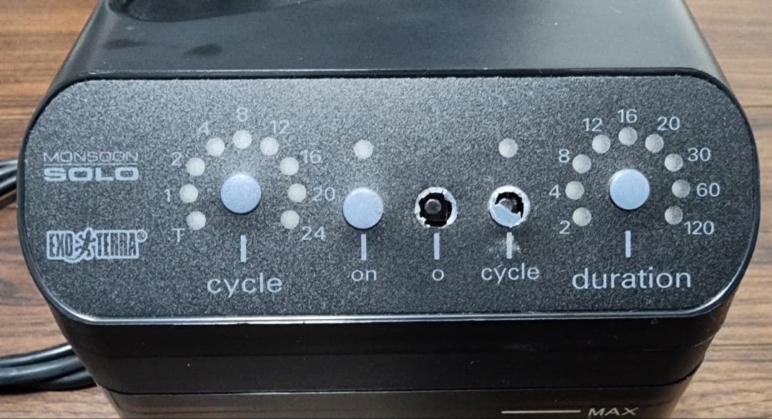 GEX エキゾテラ モンスーンソロ ミスティングシステム カメレオン 爬虫類