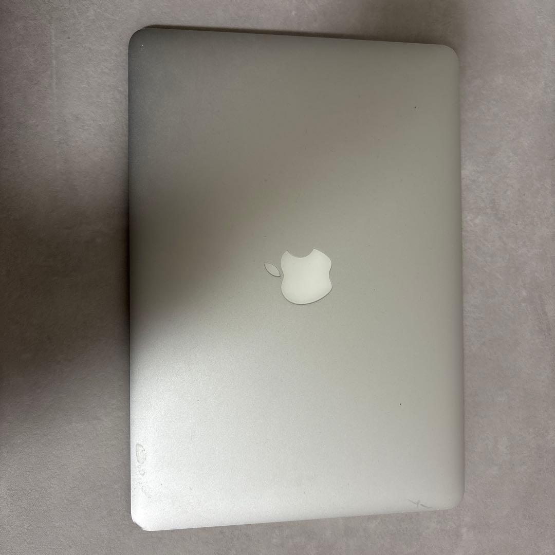 MacBook Air 13インチ + 充電器