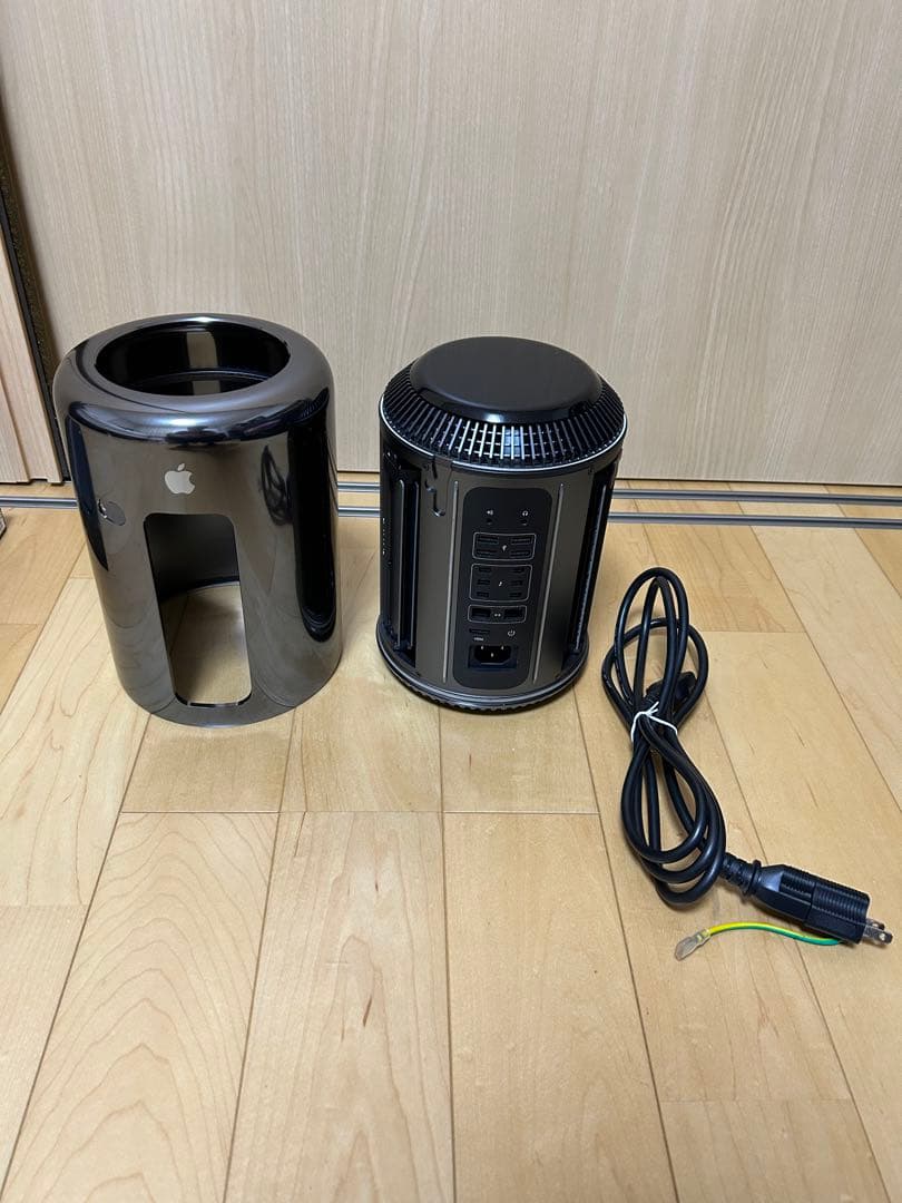 Apple Mac Pro ブラック 電源ケーブル付き