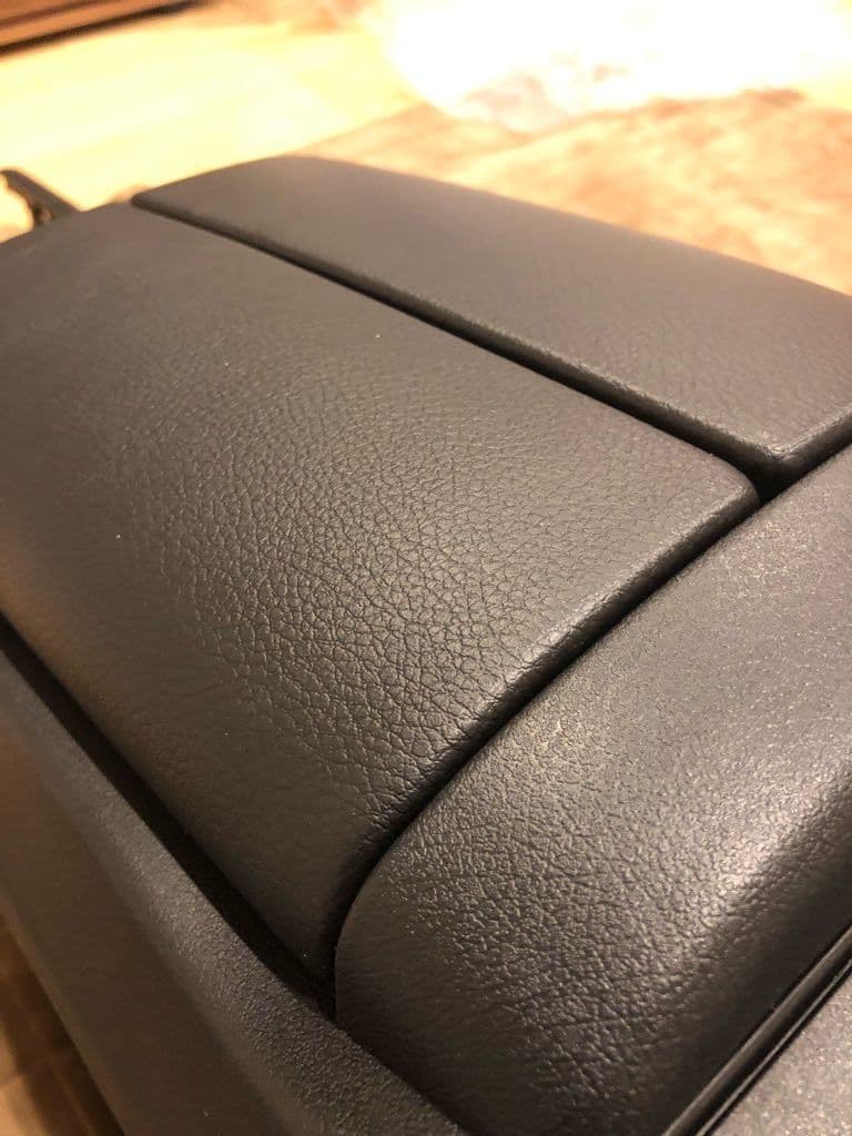 w447 RHD v220d 新型vクラス　専用センターコンソールキット新品