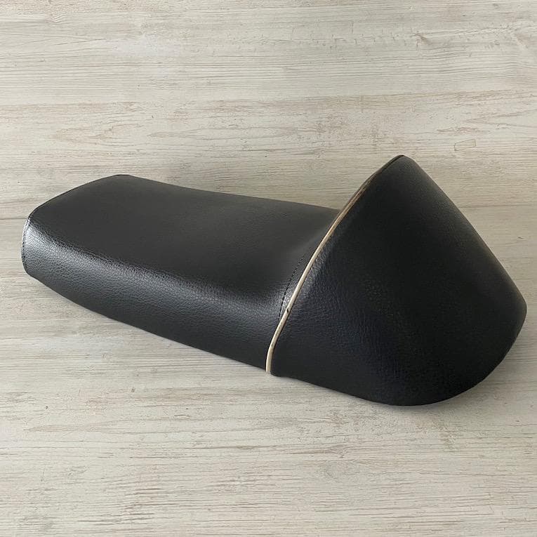 外装美品　Brooklands 　シングルシート　汎用