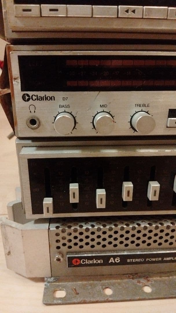 Clarion 当時物 カーオーディオ 動作未確認シャンク