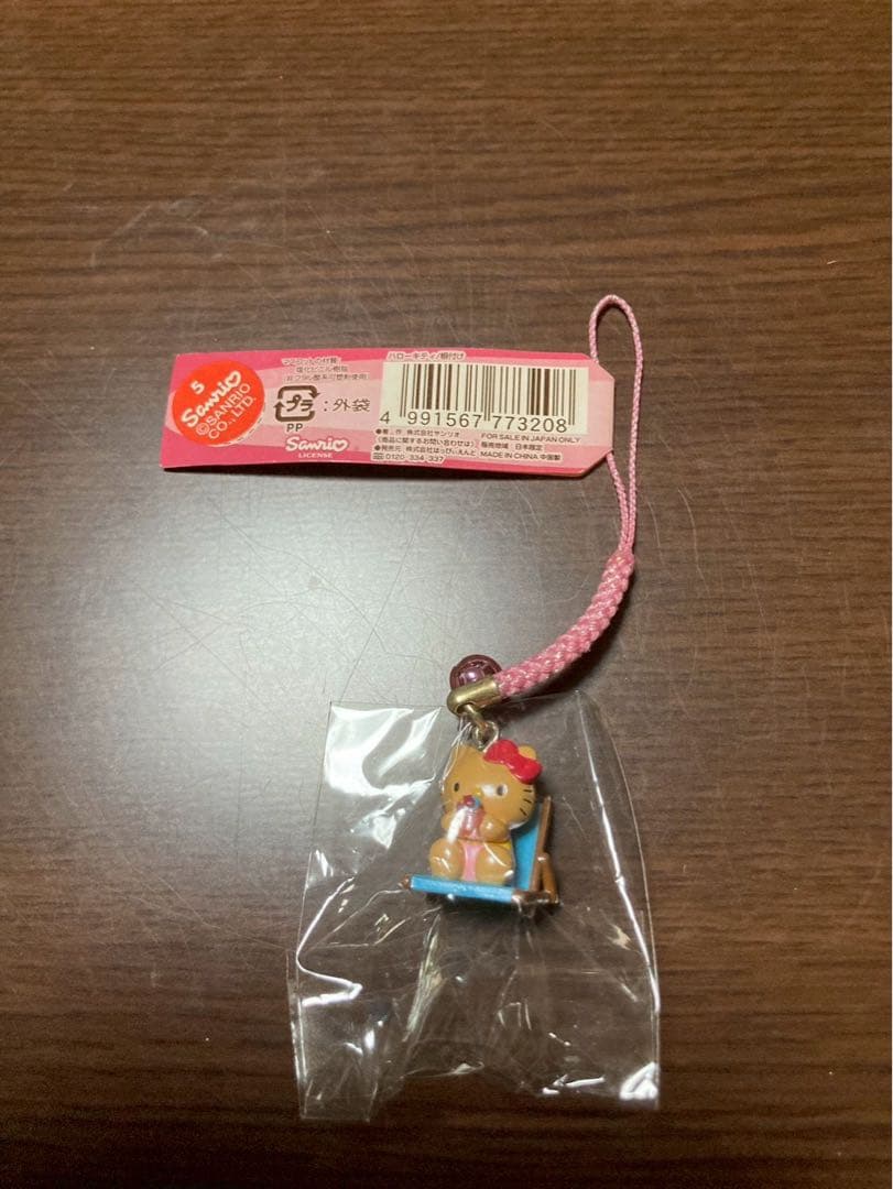 希少 激レア 新品 ご当地 ハローキティ 夏休み 海 バージョン ストラップ