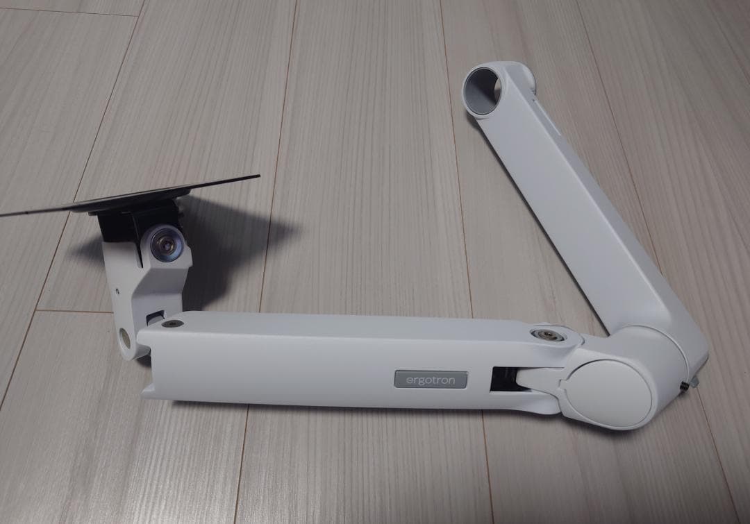 エルゴトロンLX　アーム部分　新品同様