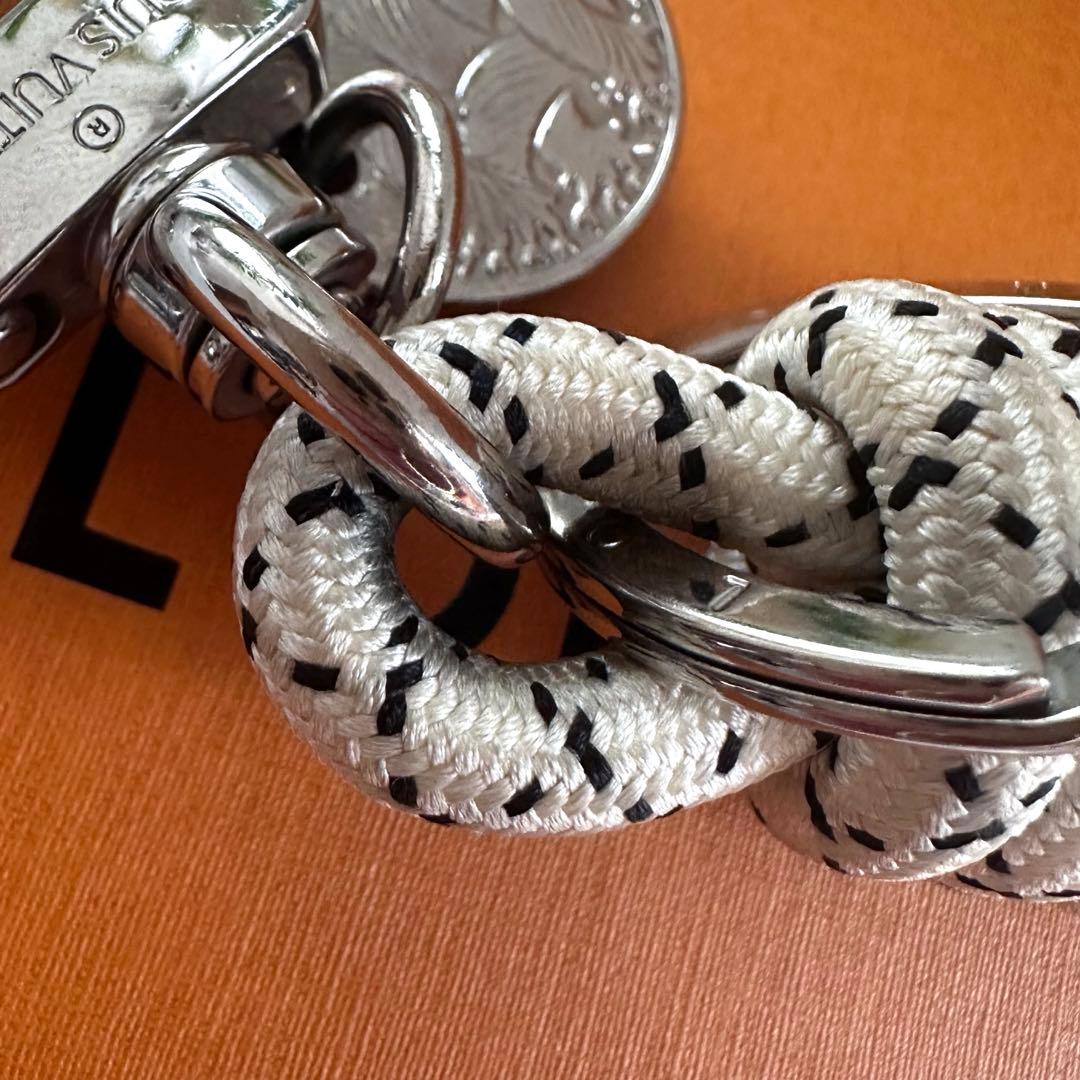 【極美品】LOUIS VUITTON キーホルダーチャーム