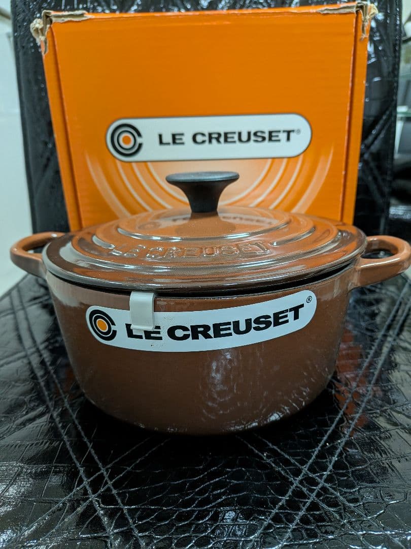 【新品未使用】LE CREUSET ル・クルーゼ ブラウン 鍋 18cm