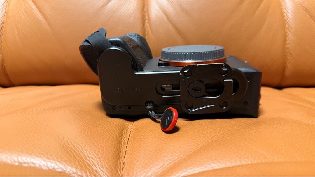 【極美品】SONY A7IV ILCE-7M4 5600回 ピークデザイン